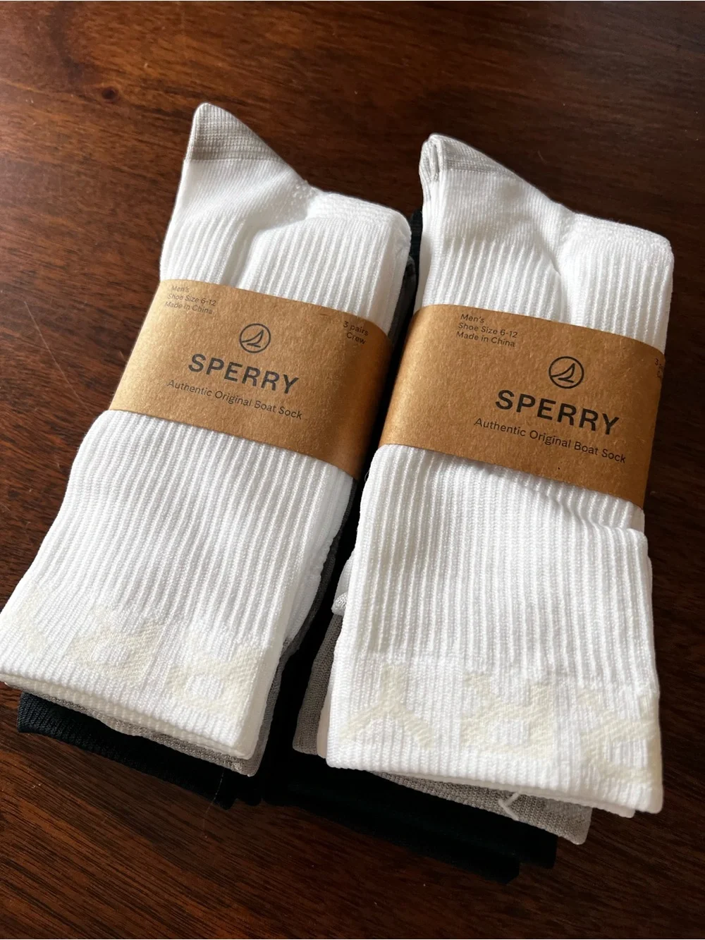 Sperry Men's White, Gray, Dark Gray Crew Socks - 3 Pack lot of two